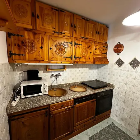 Meraviglioso Trilocale Zona Portici Centralissimo! Apartment Prato Nevoso